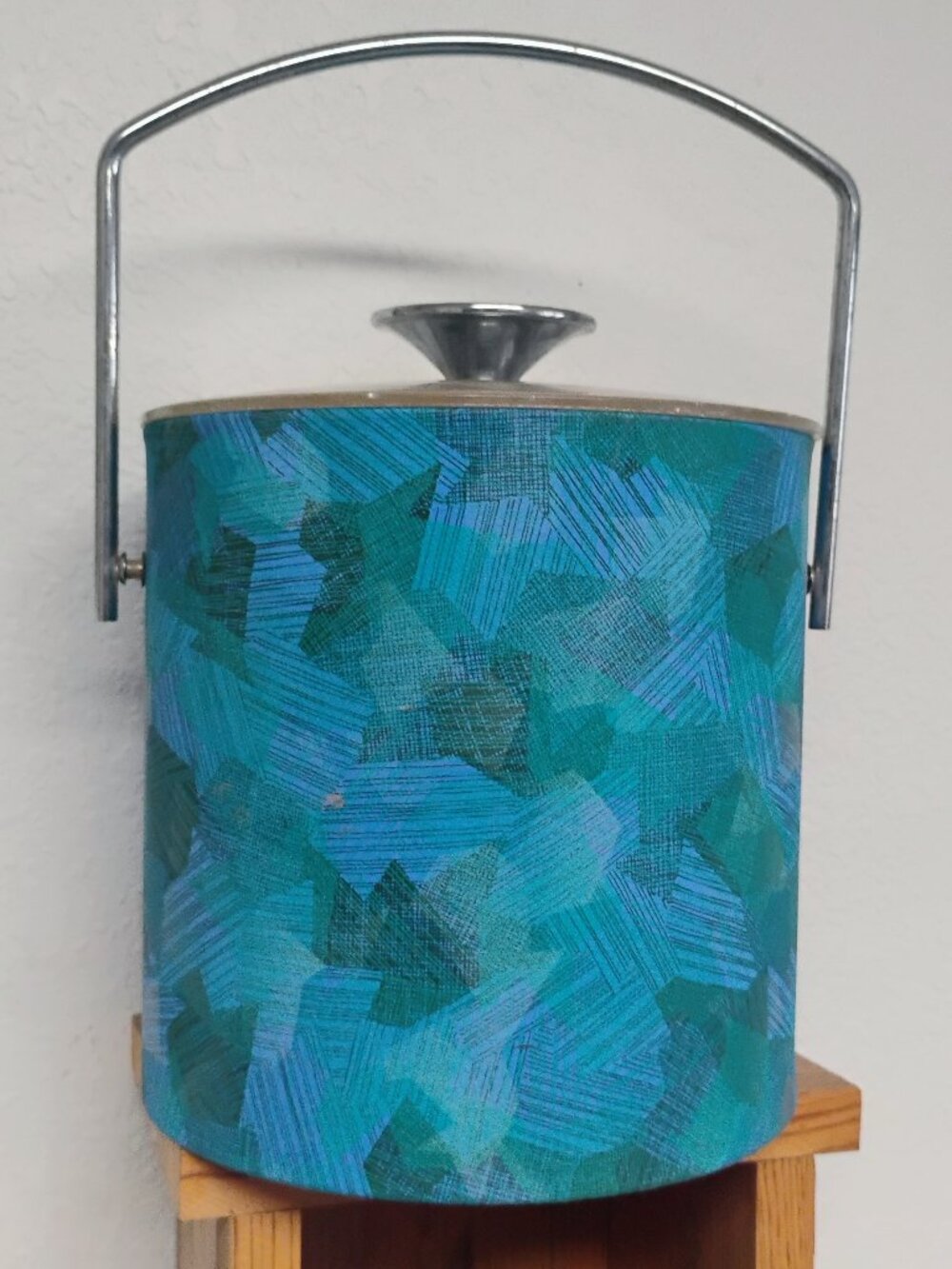 Vintage Retro Las Vegas Casino Hotel Ice Bucket Blue Green Geometric Kitchen